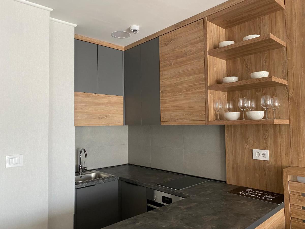 Apartman 207 *